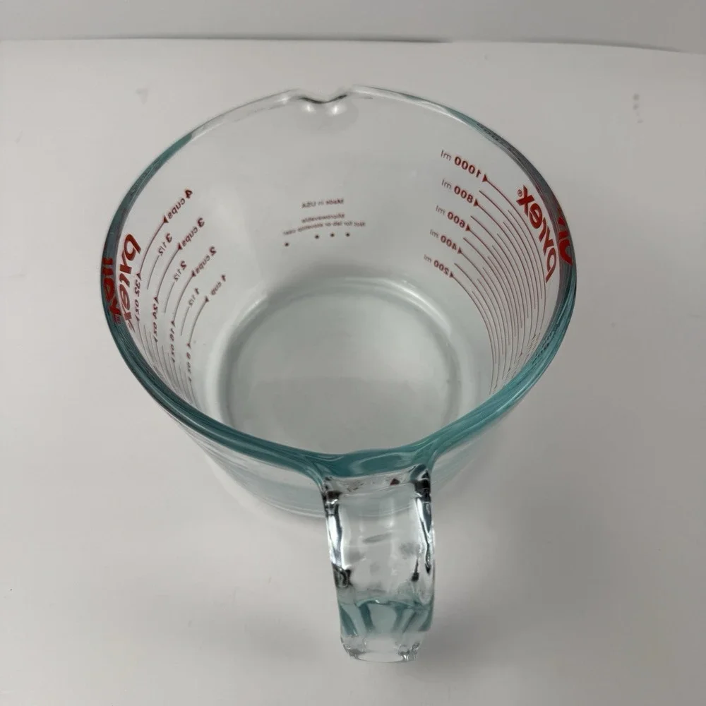 PYREX Measuring 4 Cup Glass 32oz RED Lettering Made USA Corning NY